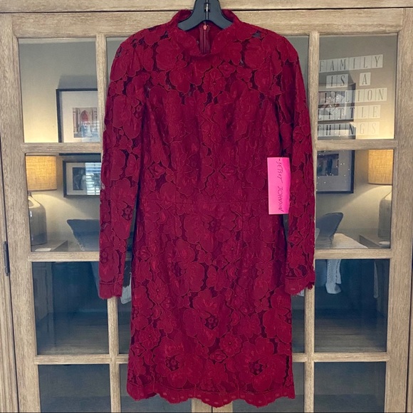 NWT Betsey Johnson Lace Scalloped Dress 6 - Picture 2 of 6
